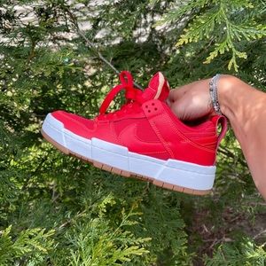 NIKE DUNK DISRUPT LOW. BRAND NEW, UNWORN. SZ 6 W. SAME DAY SHIPPING.